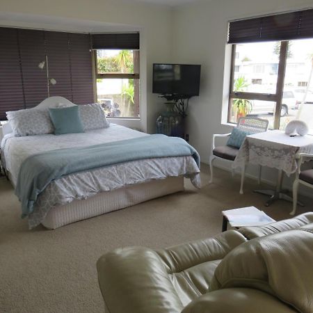 Downtown Mount B And B Mount Maunganui Exterior foto